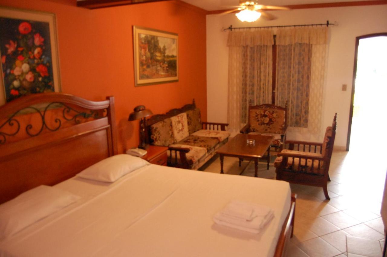 אסונסיון Hotel Bavaria מראה חיצוני תמונה
