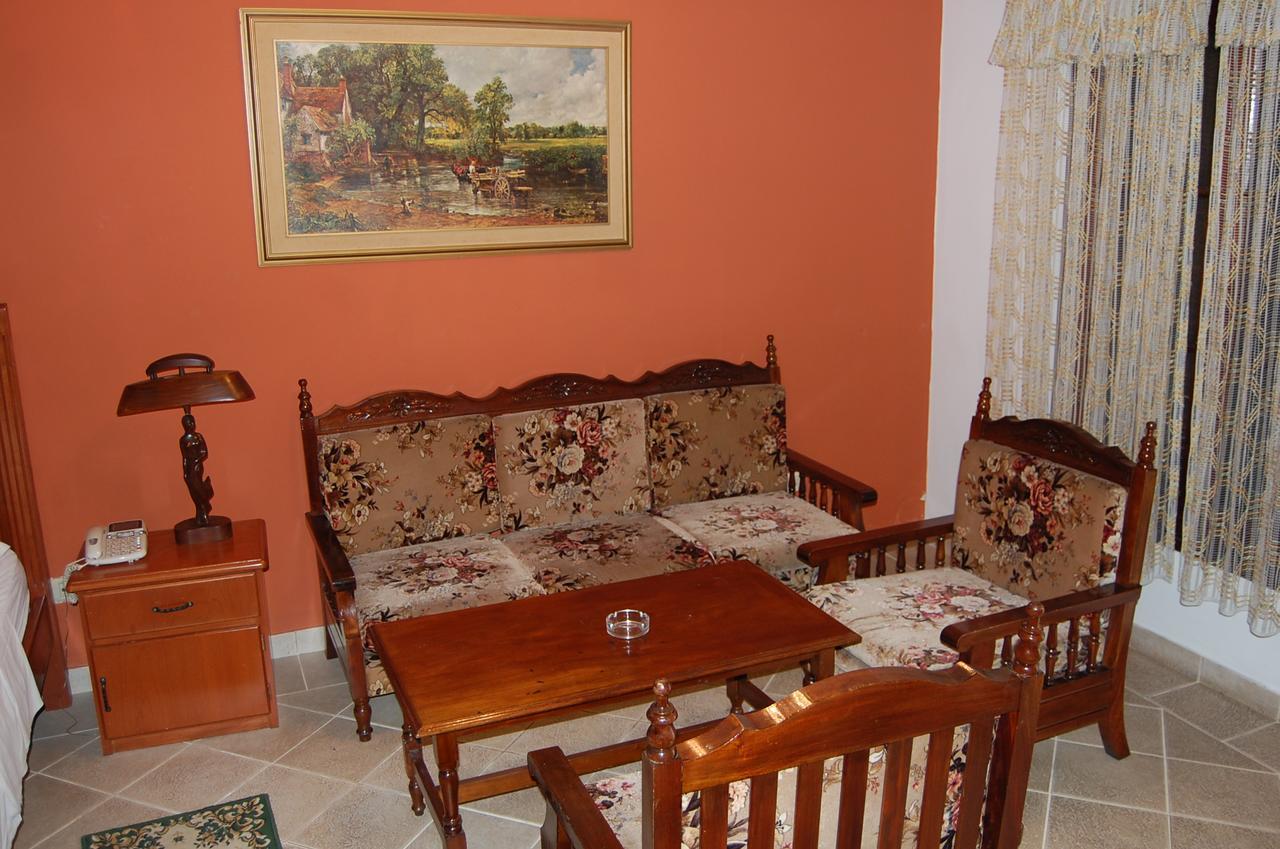 אסונסיון Hotel Bavaria מראה חיצוני תמונה